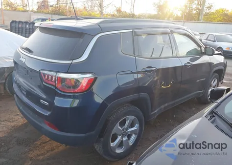 2019 Jeep Compass Latitude 4X4 z USA, uszkodzony, nr VIN 3C4NJDBB4KT839650